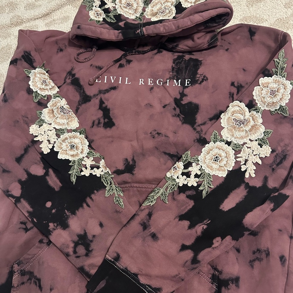 CIVIL REGIME - ROSES HOODIE - Picture 2 of 3